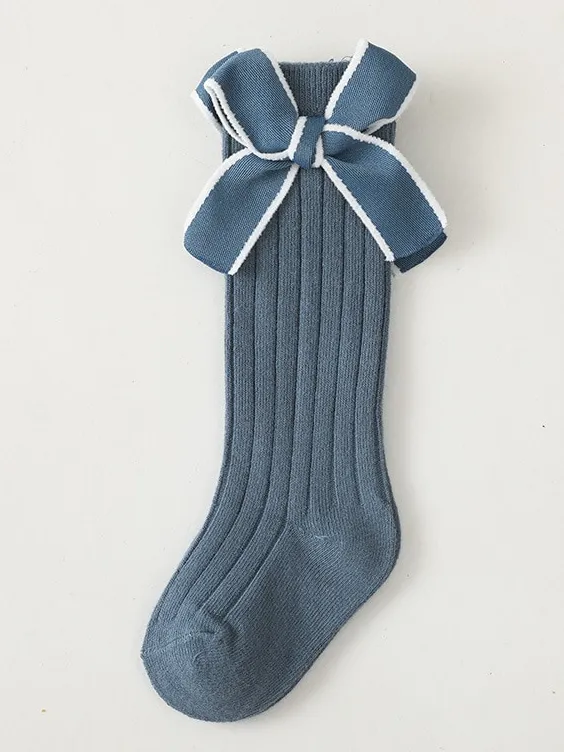 Knee High Stripe Bow Socks