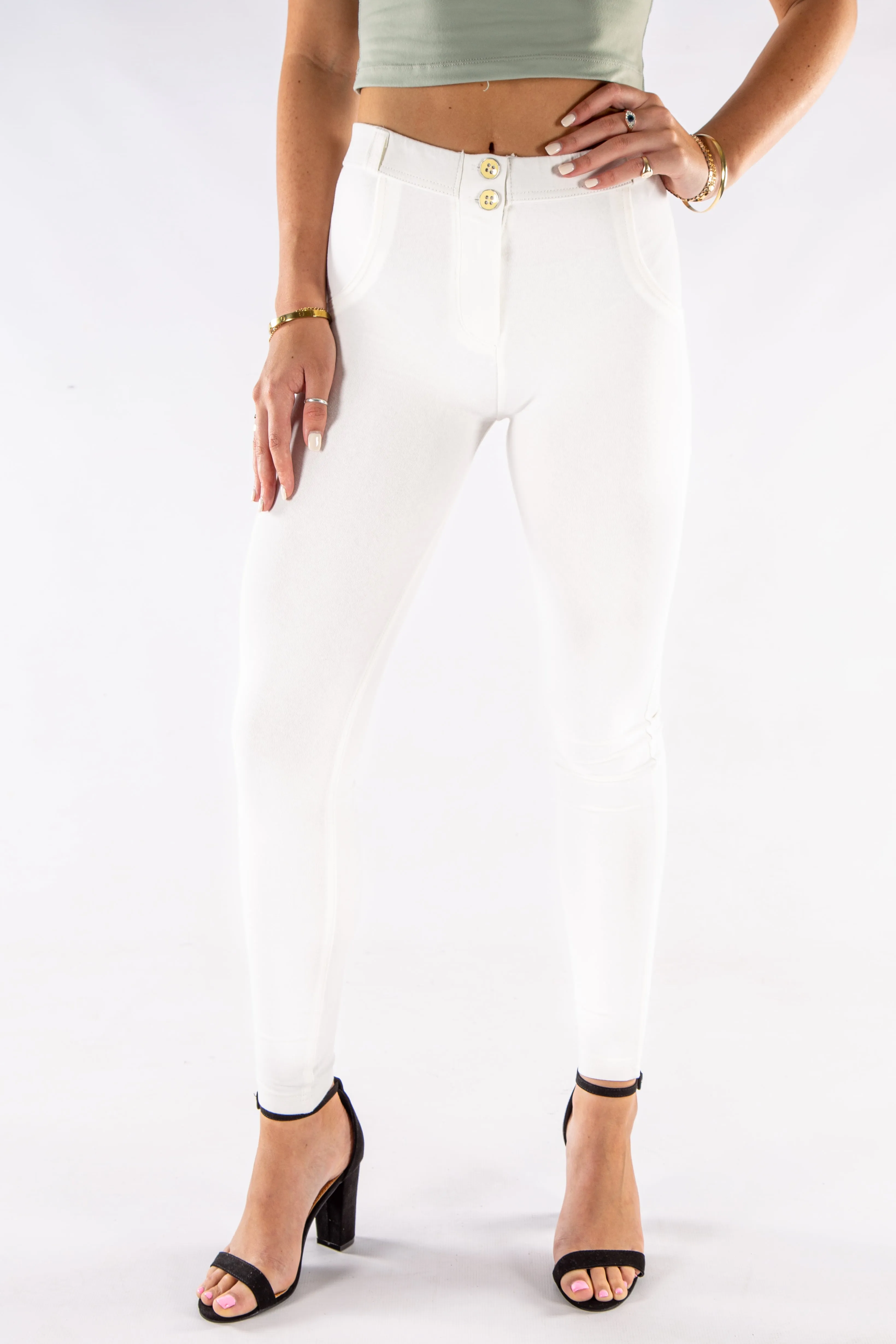 Mid waist  Butt lifting Shaping  pants - OFF white