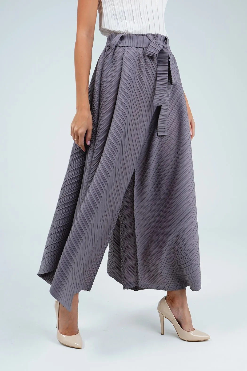 Palmira Double-Layered Genie Pleated Pants