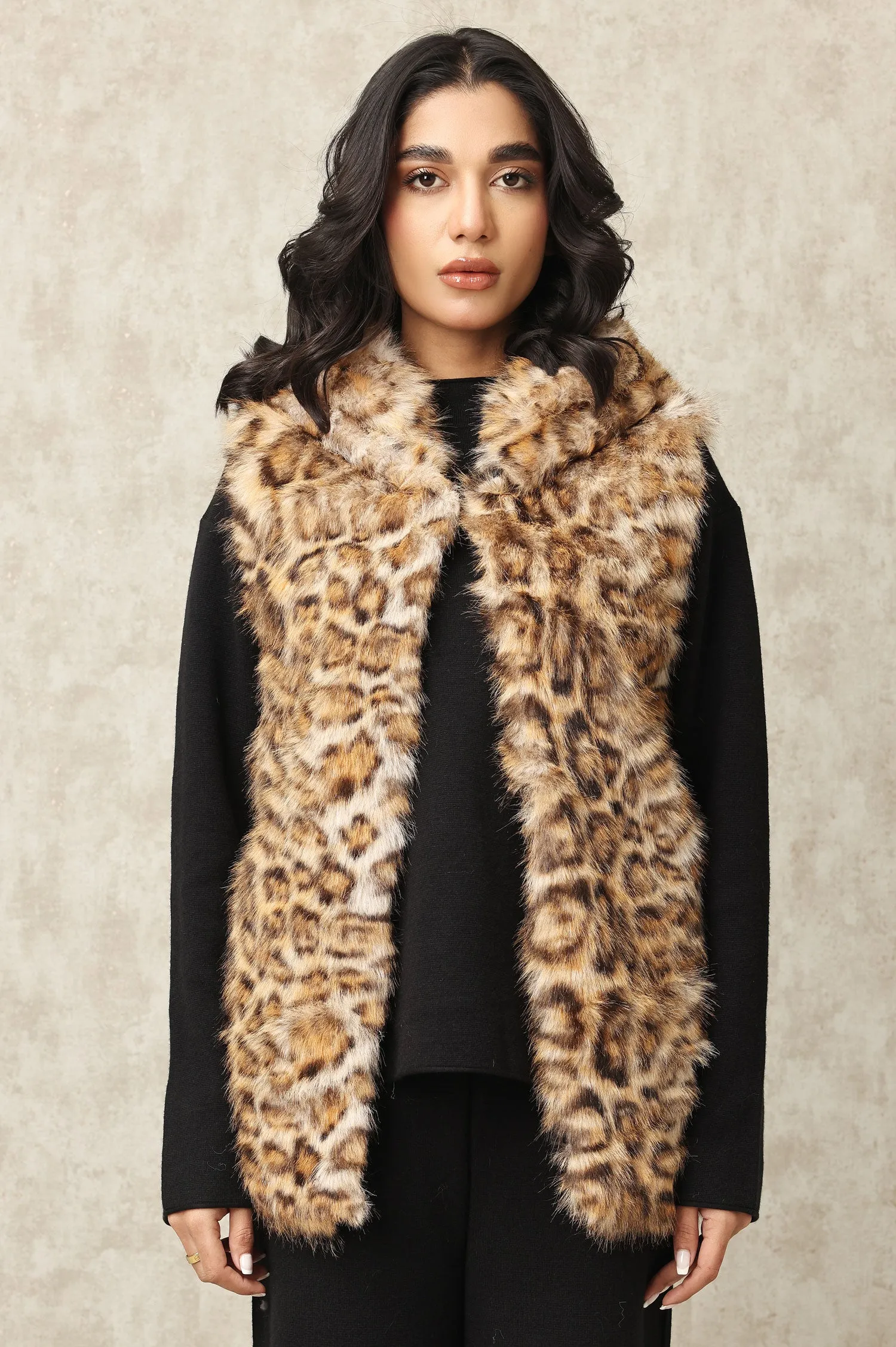 PLUSH FAUX FUR VEST WITH LAYERED DETAILING-brown