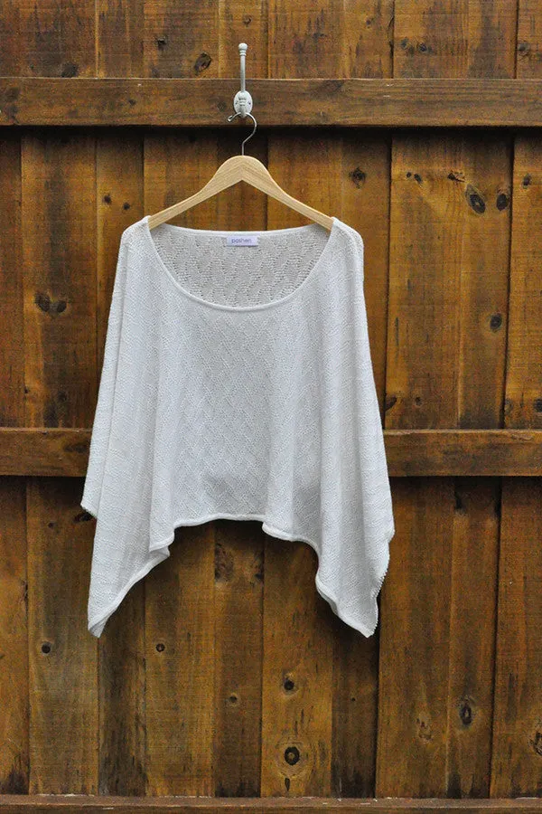 Waves Poncho in White